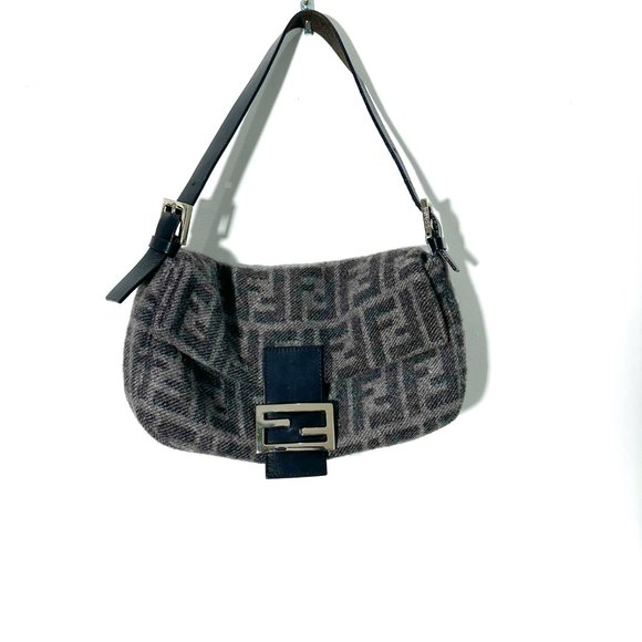 Fendi Grey Wool Baguette - Picture 2 of 13